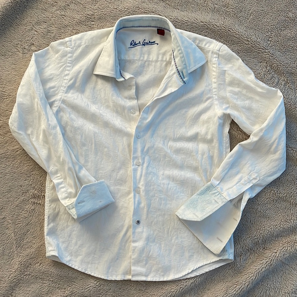 Robert Graham Boys Small (8) white dress shirt